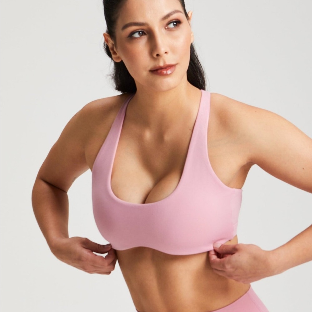 GapFit Pink Sports Bra